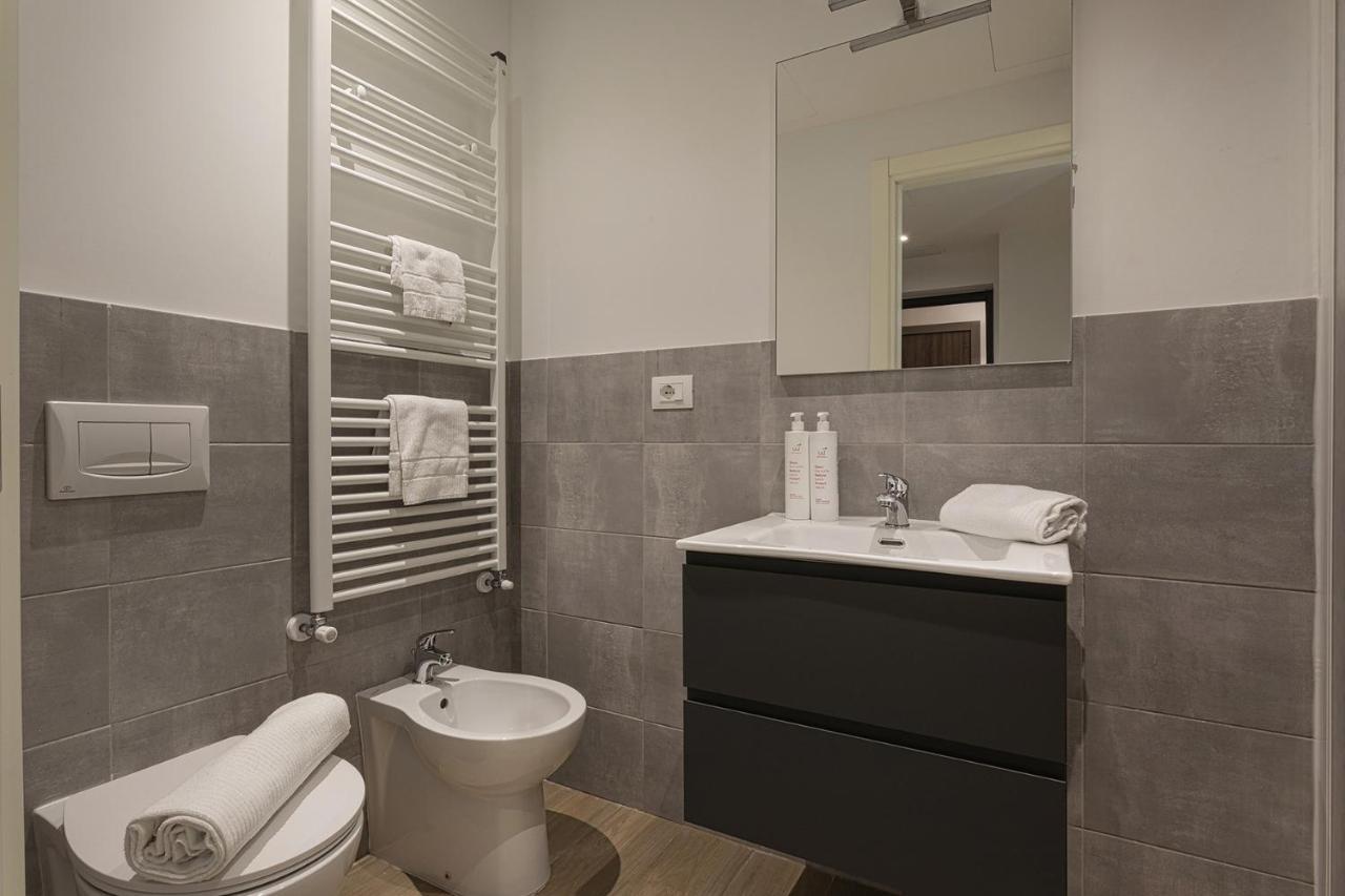 Brignole De Ferrari Apartments By Wonderful Italy Генуа Екстериор снимка